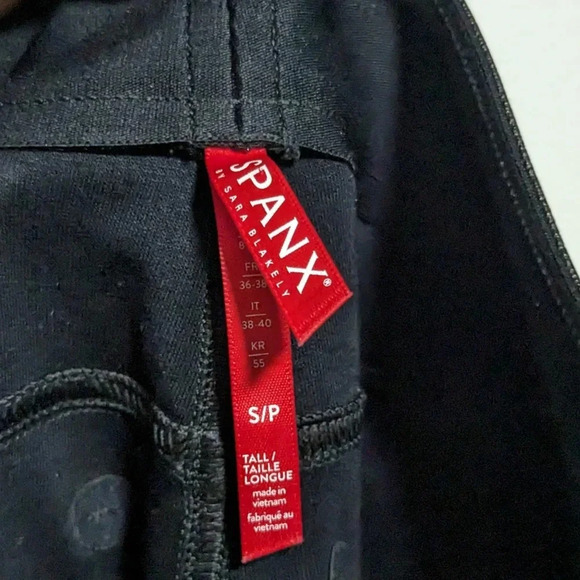 Spanx Like Leather Skinny Pant in Classic Black - Picture 6 of 8